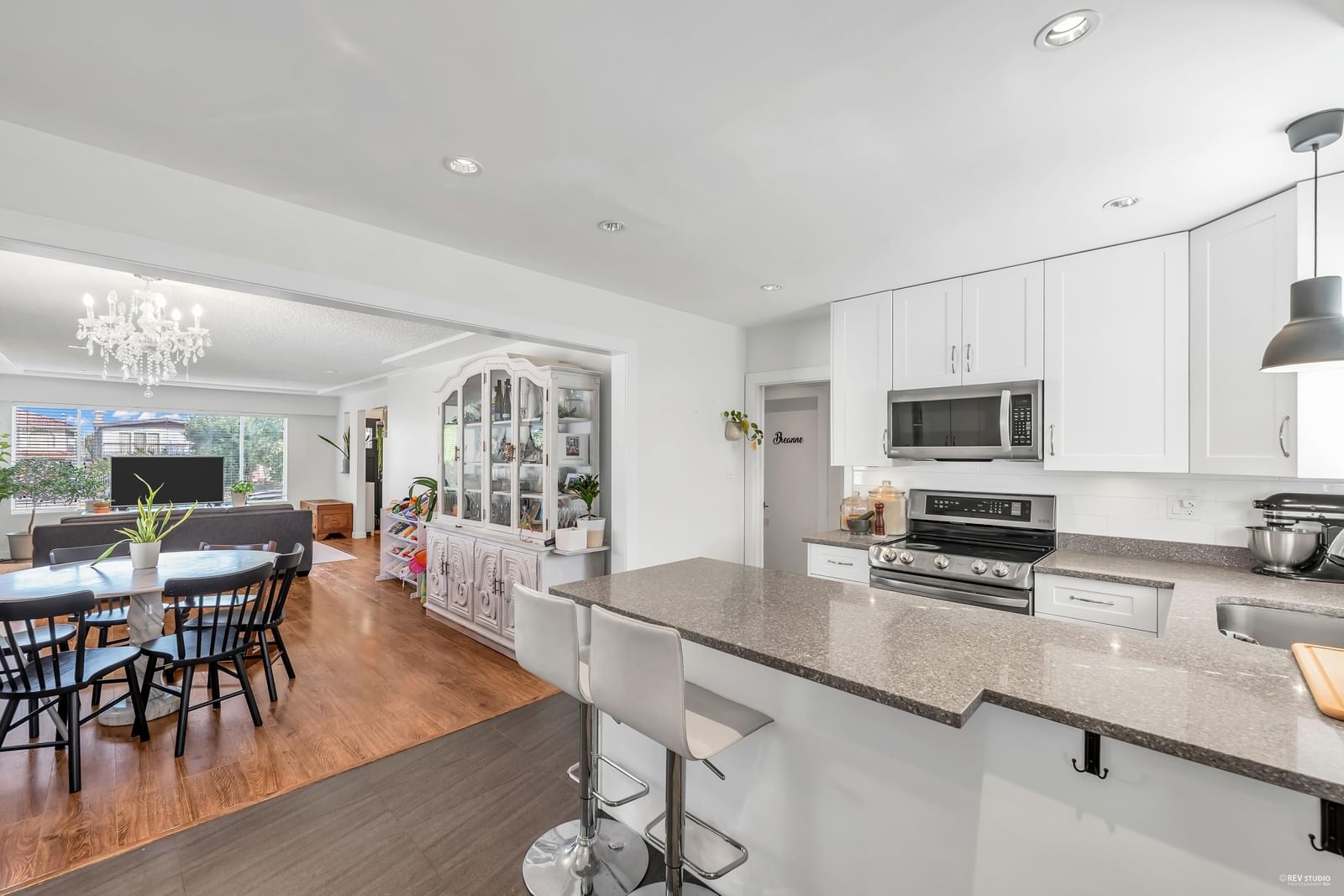 Listing Image 13