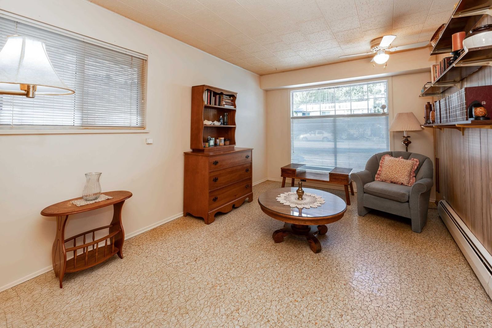 Listing Image 14