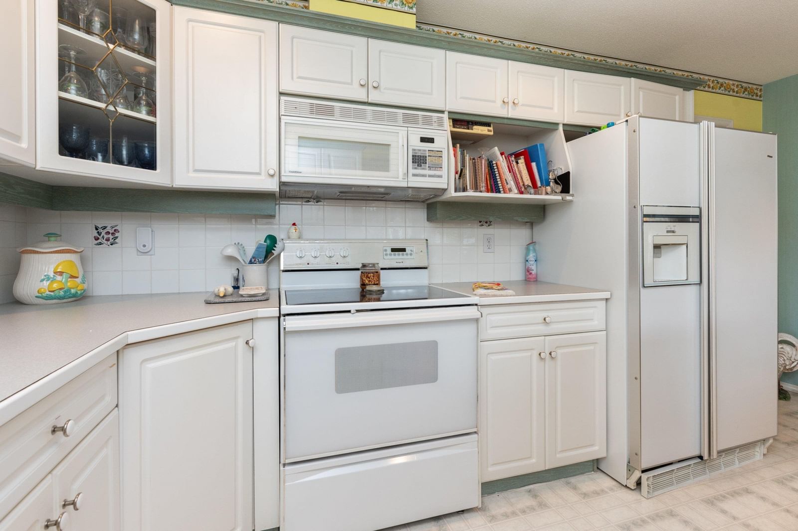 Listing Image 8