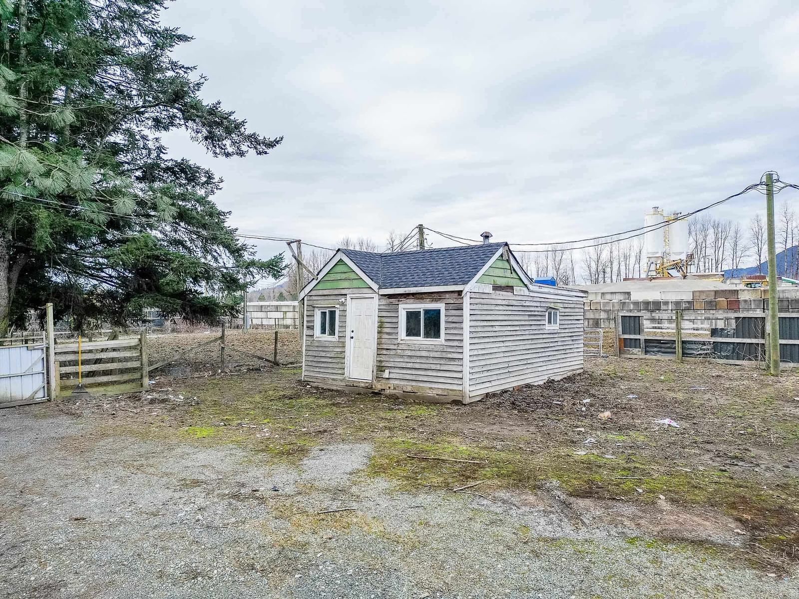 Listing Image 15