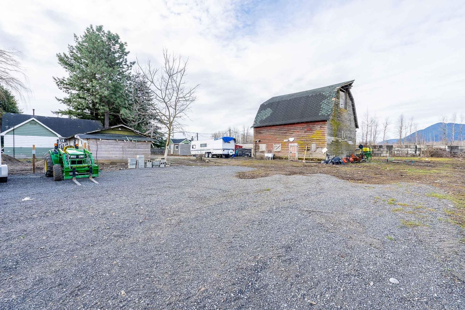 Listing Image 17
