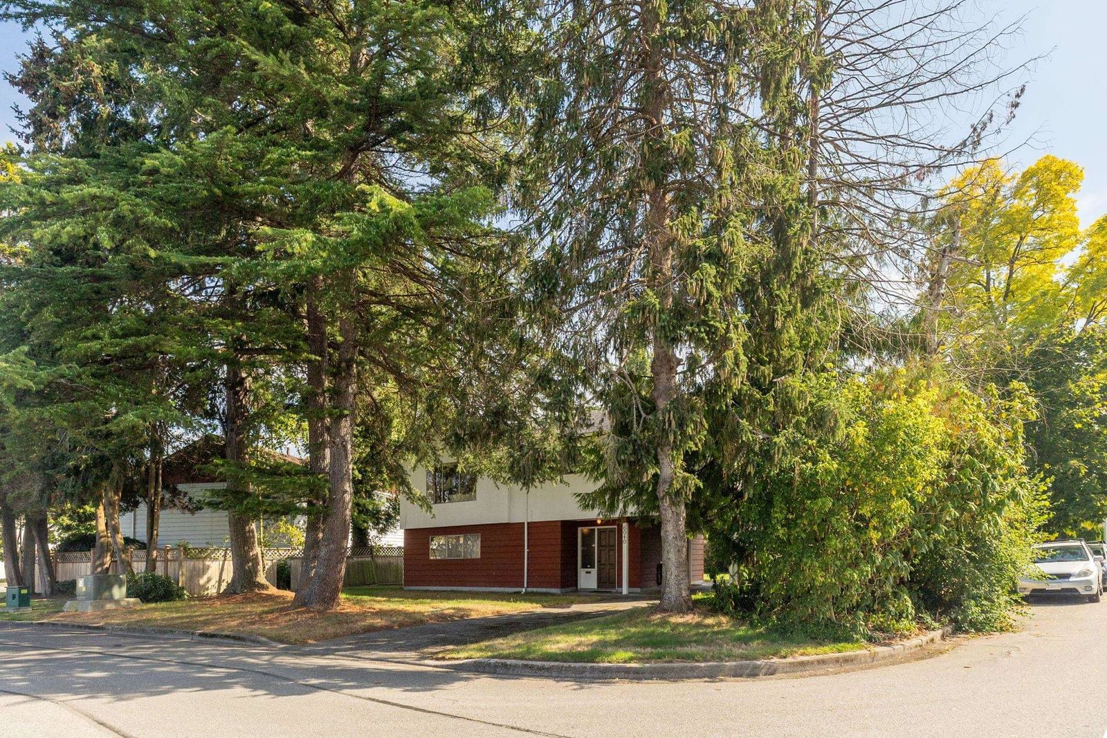 Listing Image 18
