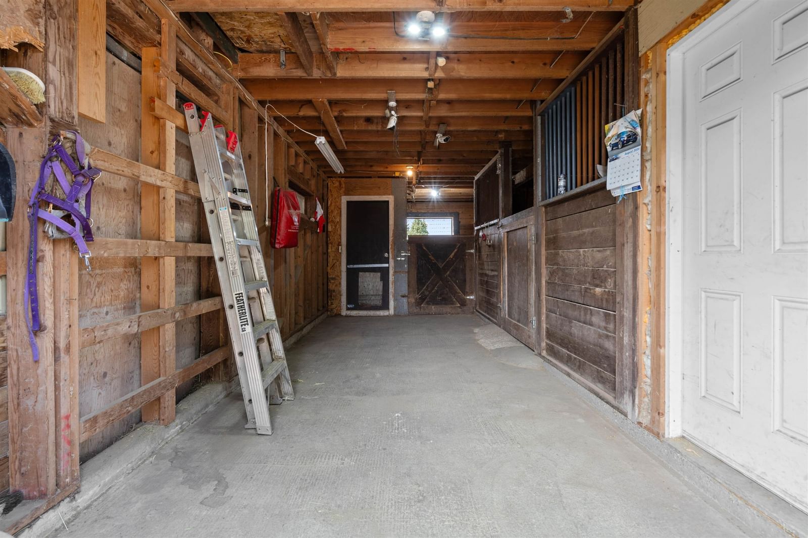 Listing Image 17