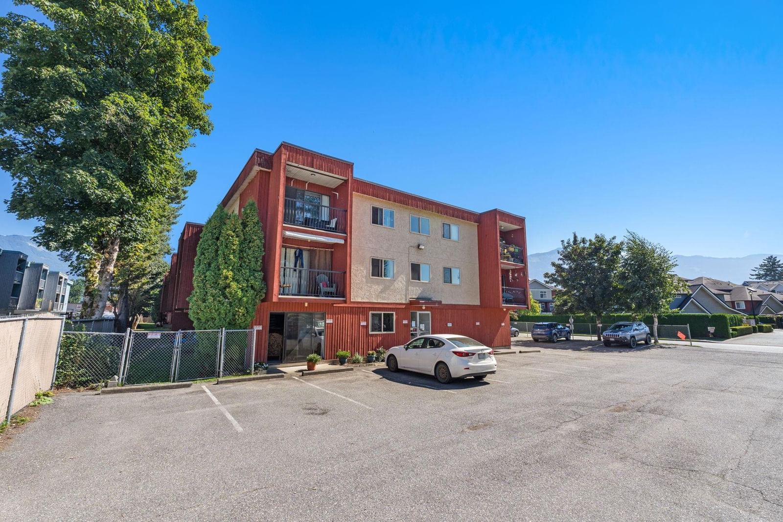 Listing Image 22