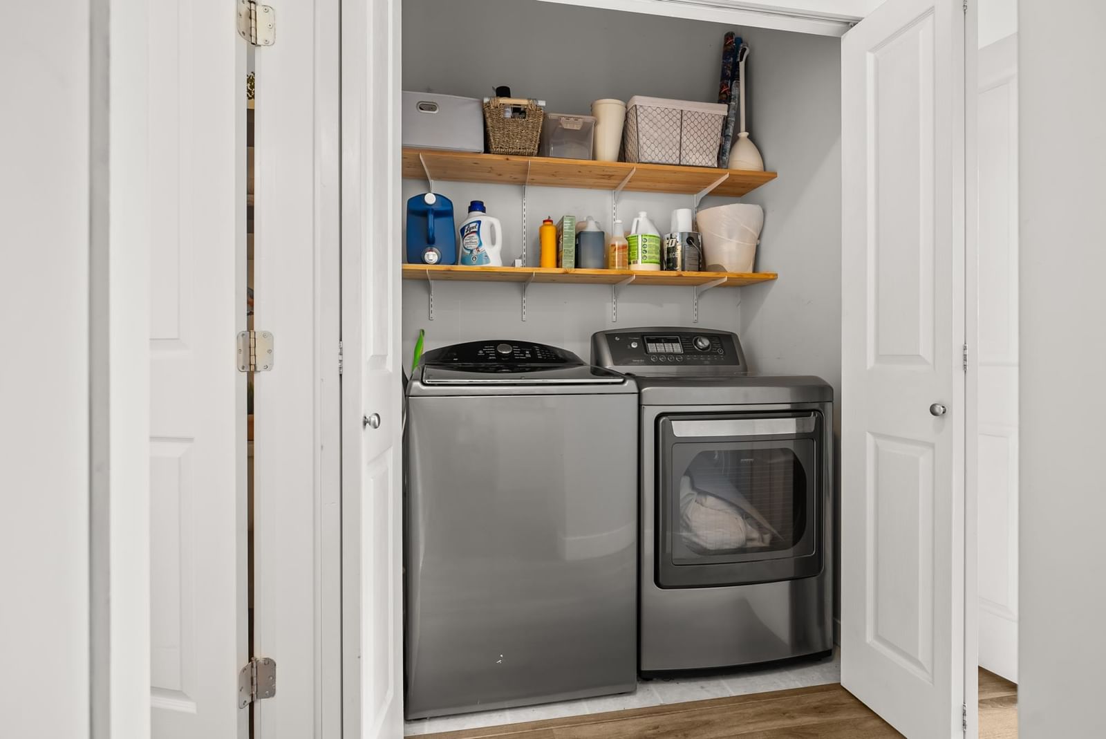 Listing Image 21