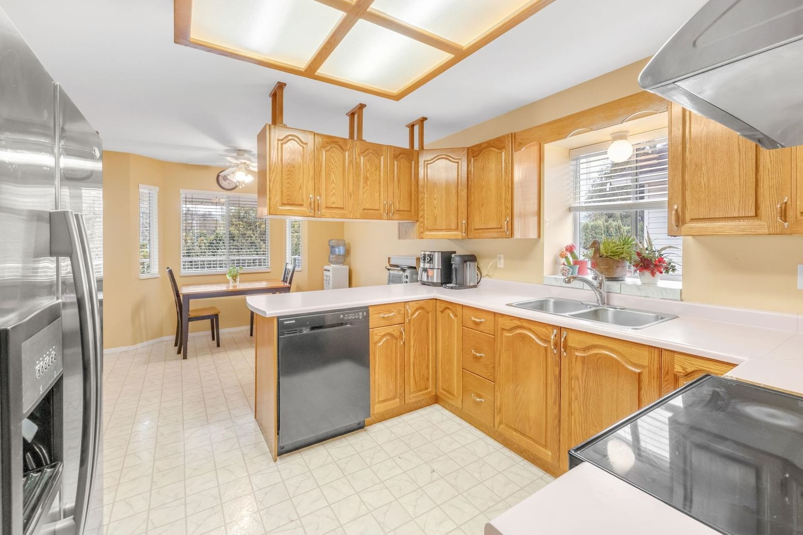Listing Image 14