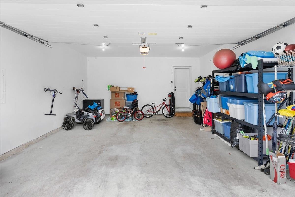 Listing Image 36