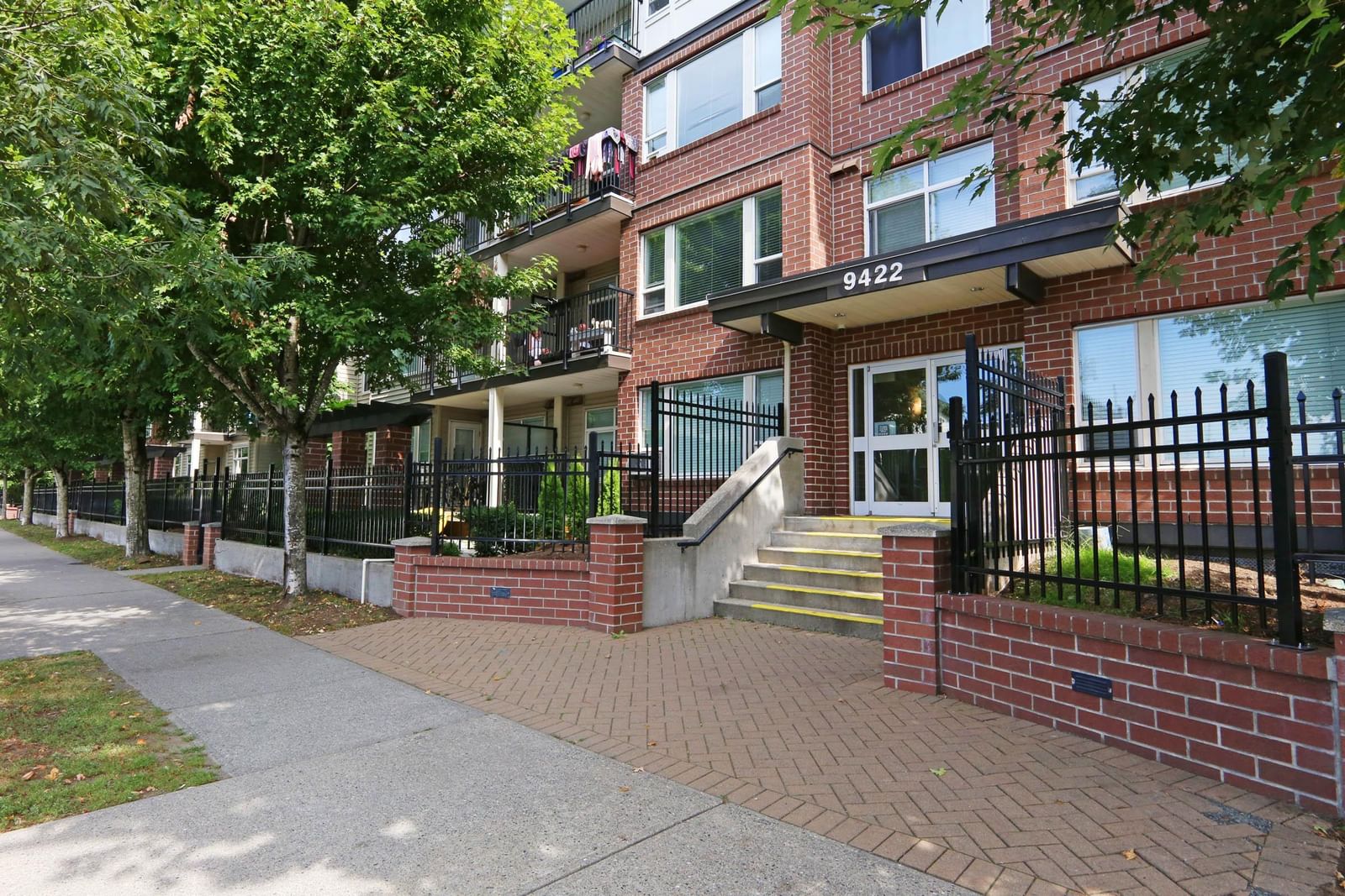 Listing Image 17