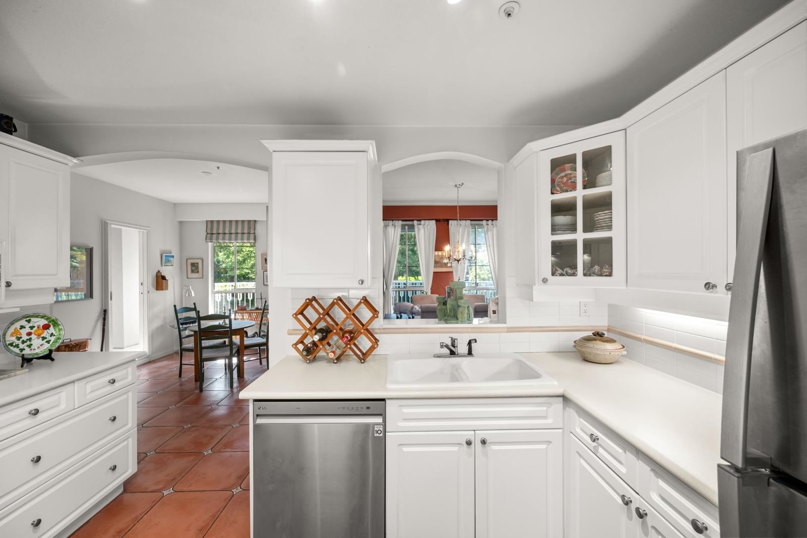 Listing Image 13