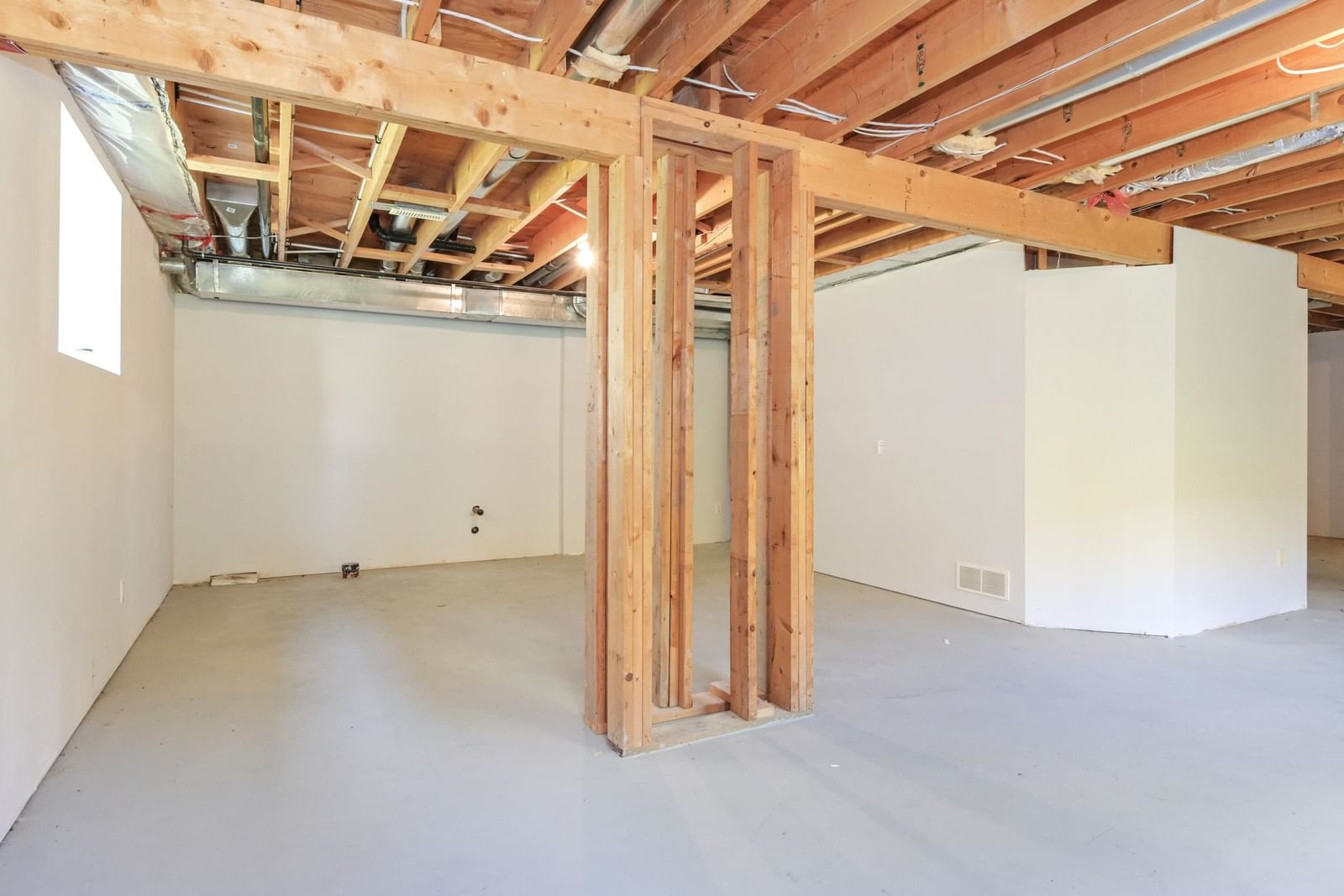 Listing Image 24