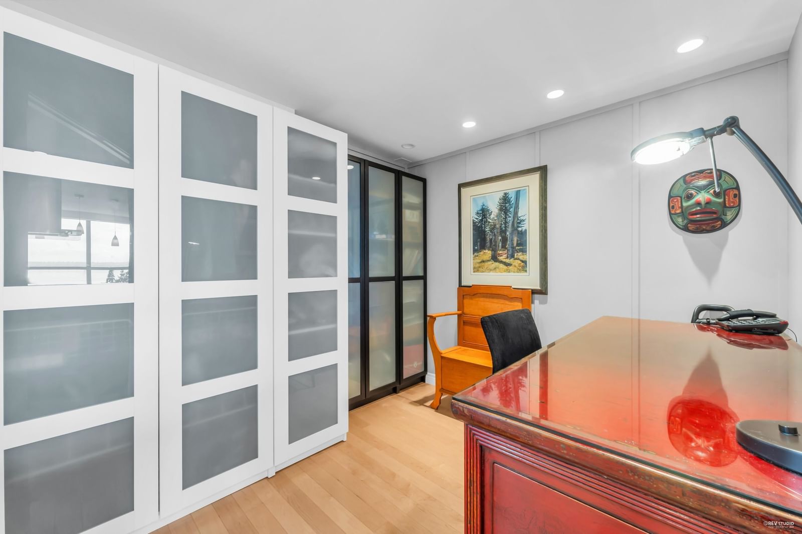 Listing Image 8