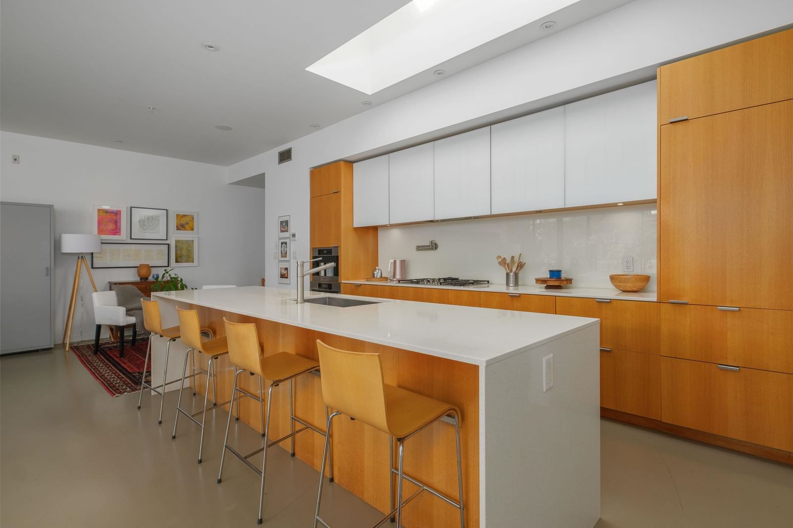 Listing Image 15