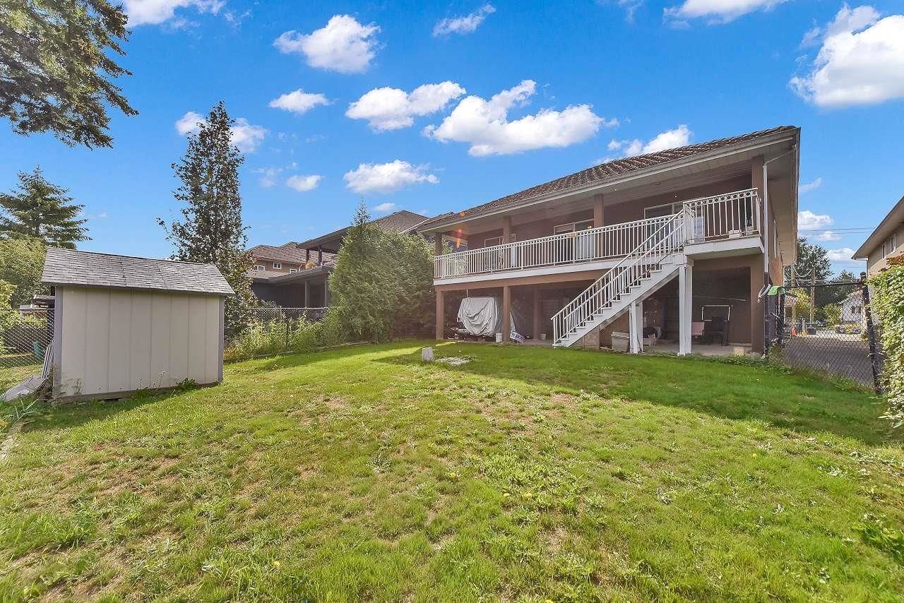 Listing Image 11