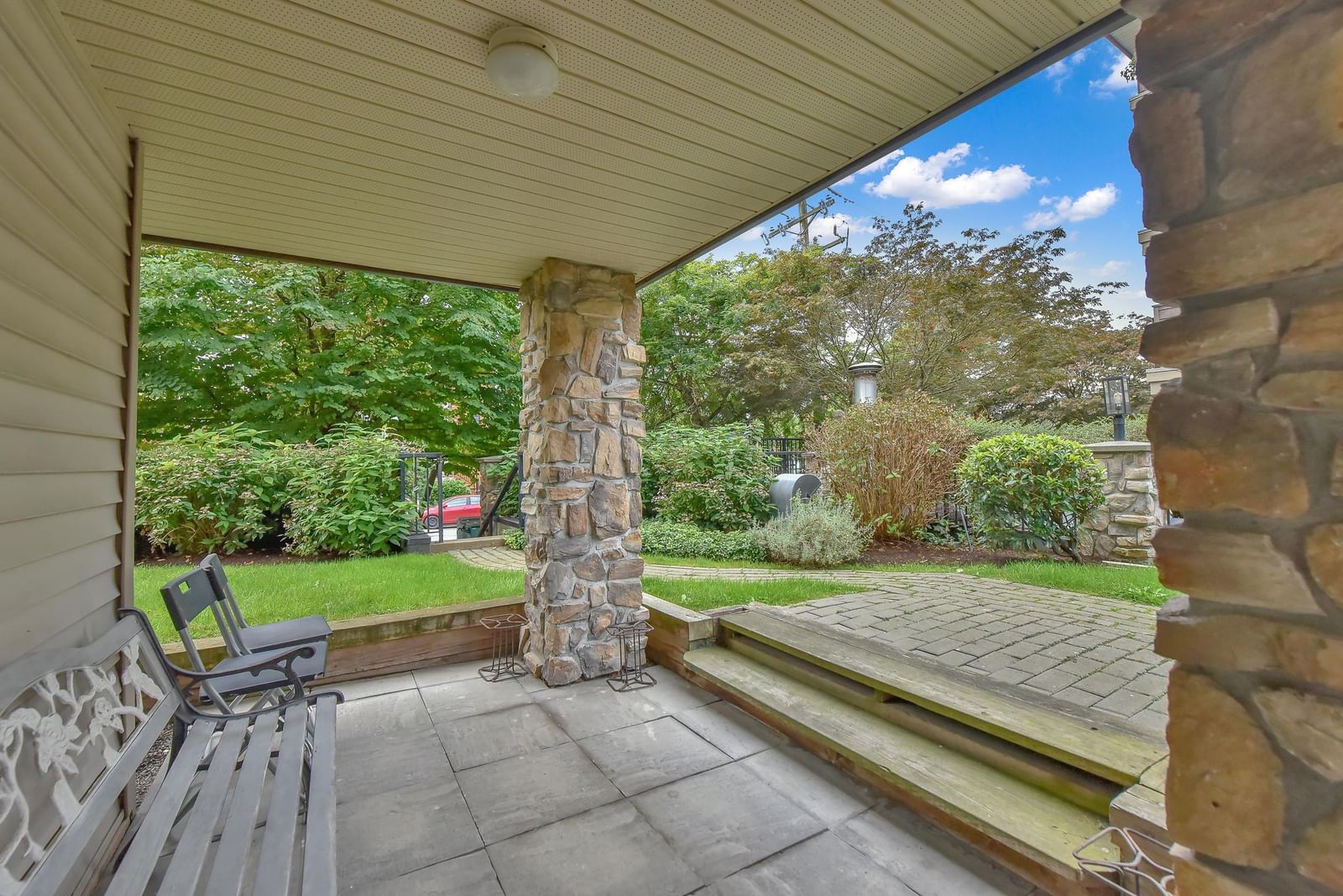 Listing Image 21