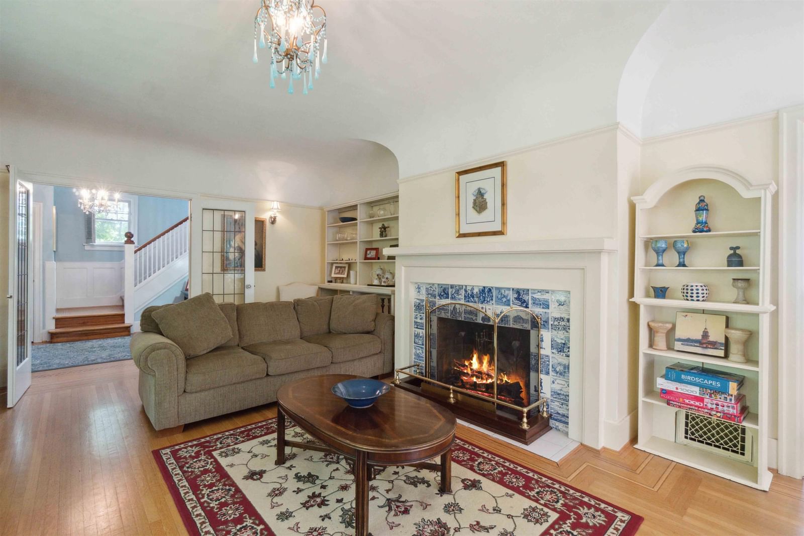 Listing Image 11