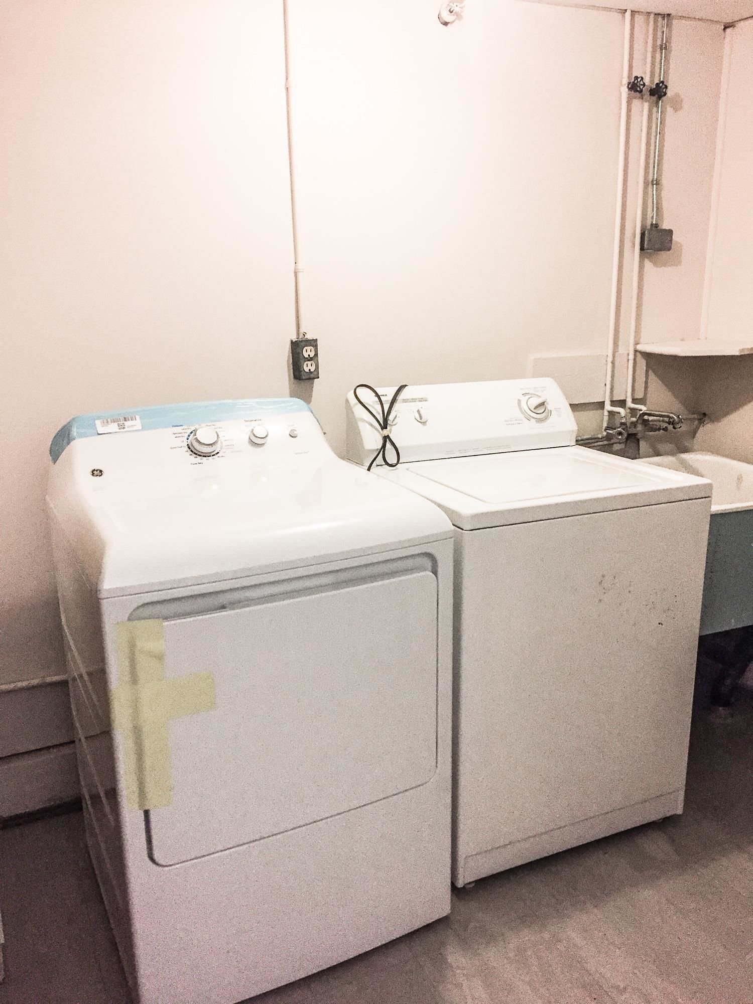 Listing Image 6