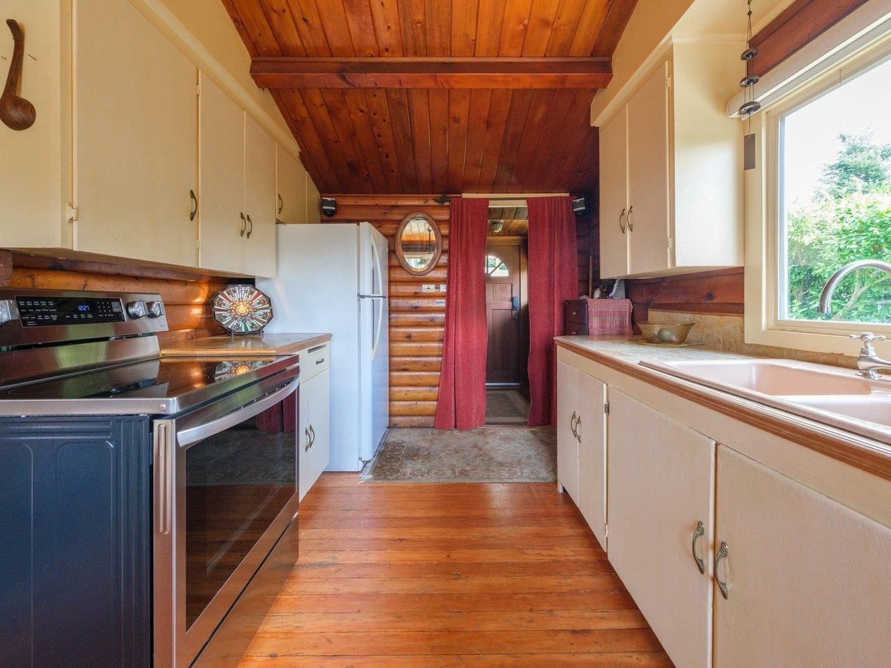 Listing Image 18