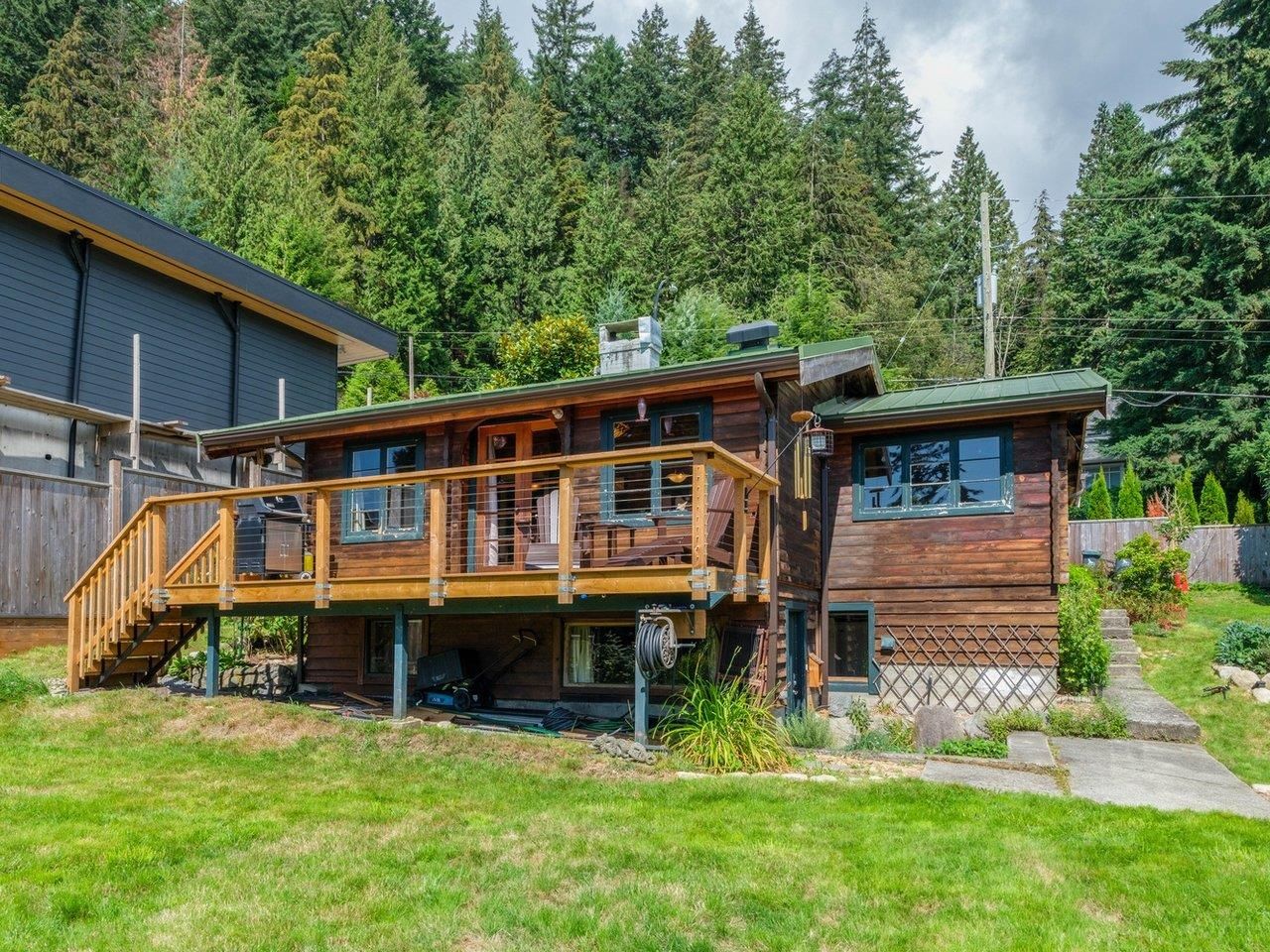Listing Image 4