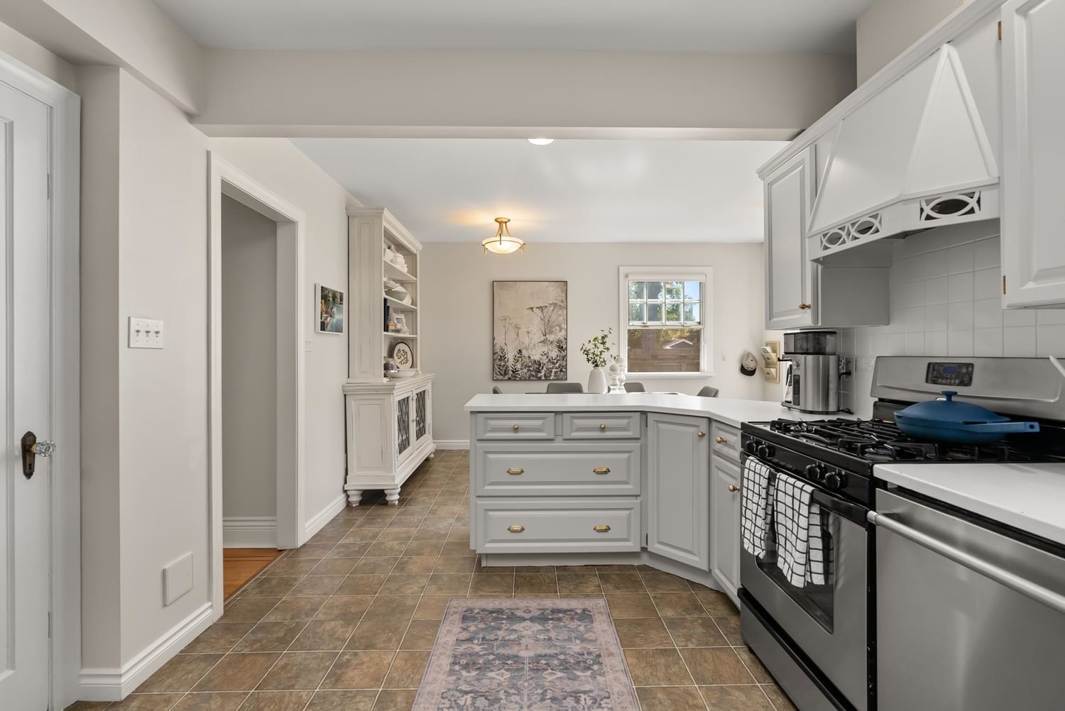 Listing Image 13