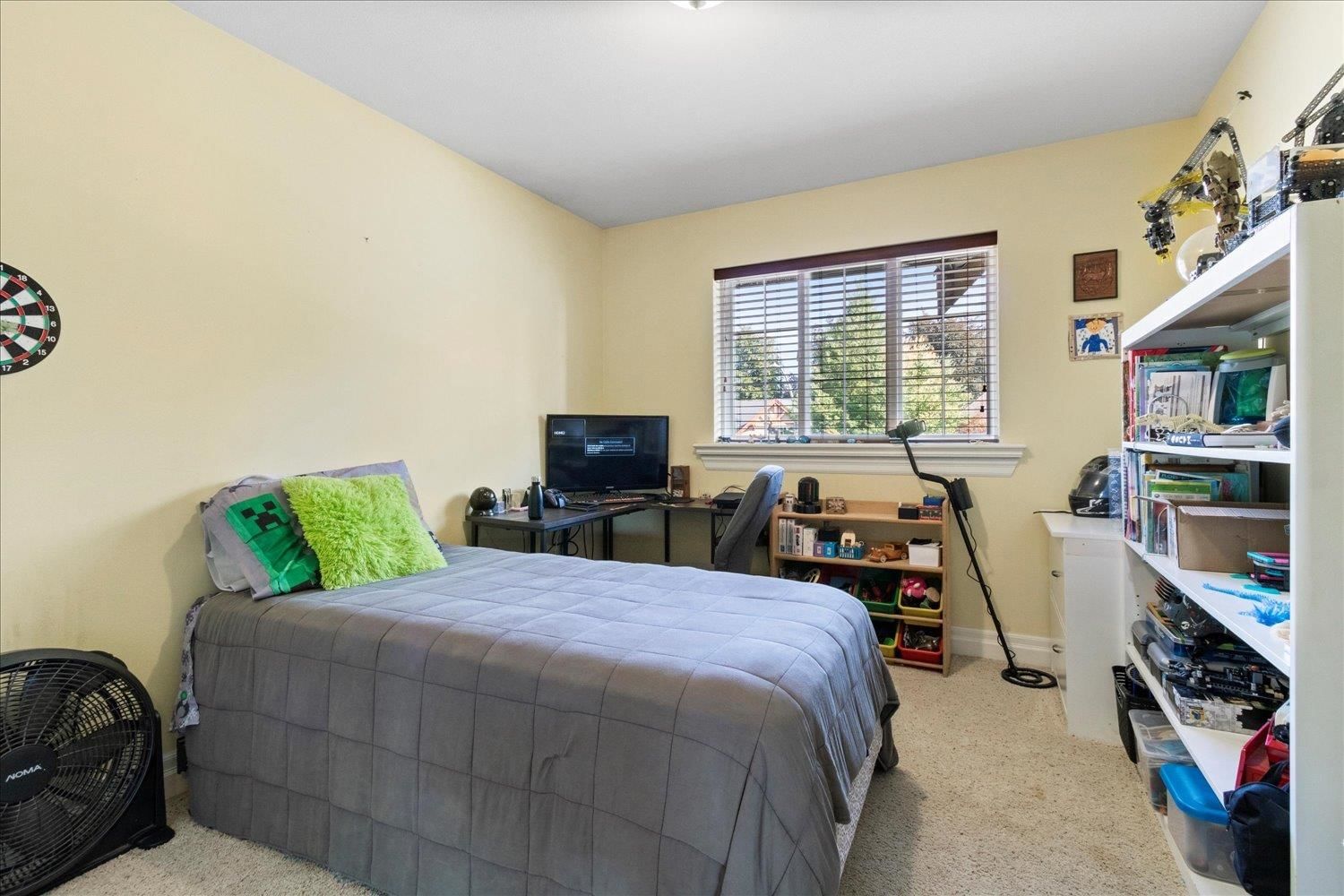 Listing Image 23