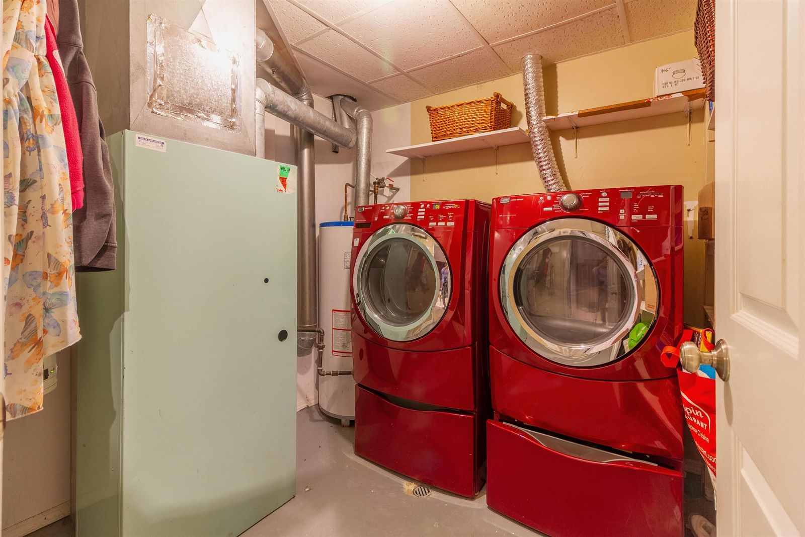 Listing Image 22