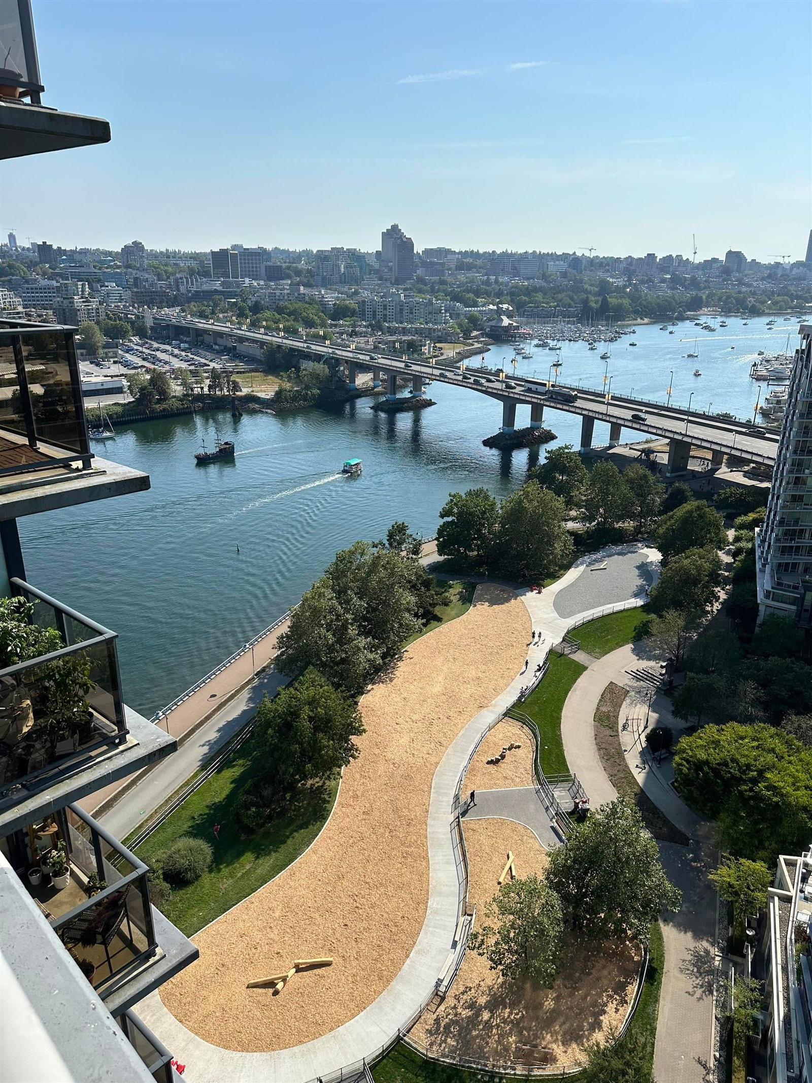 Listing Image 10