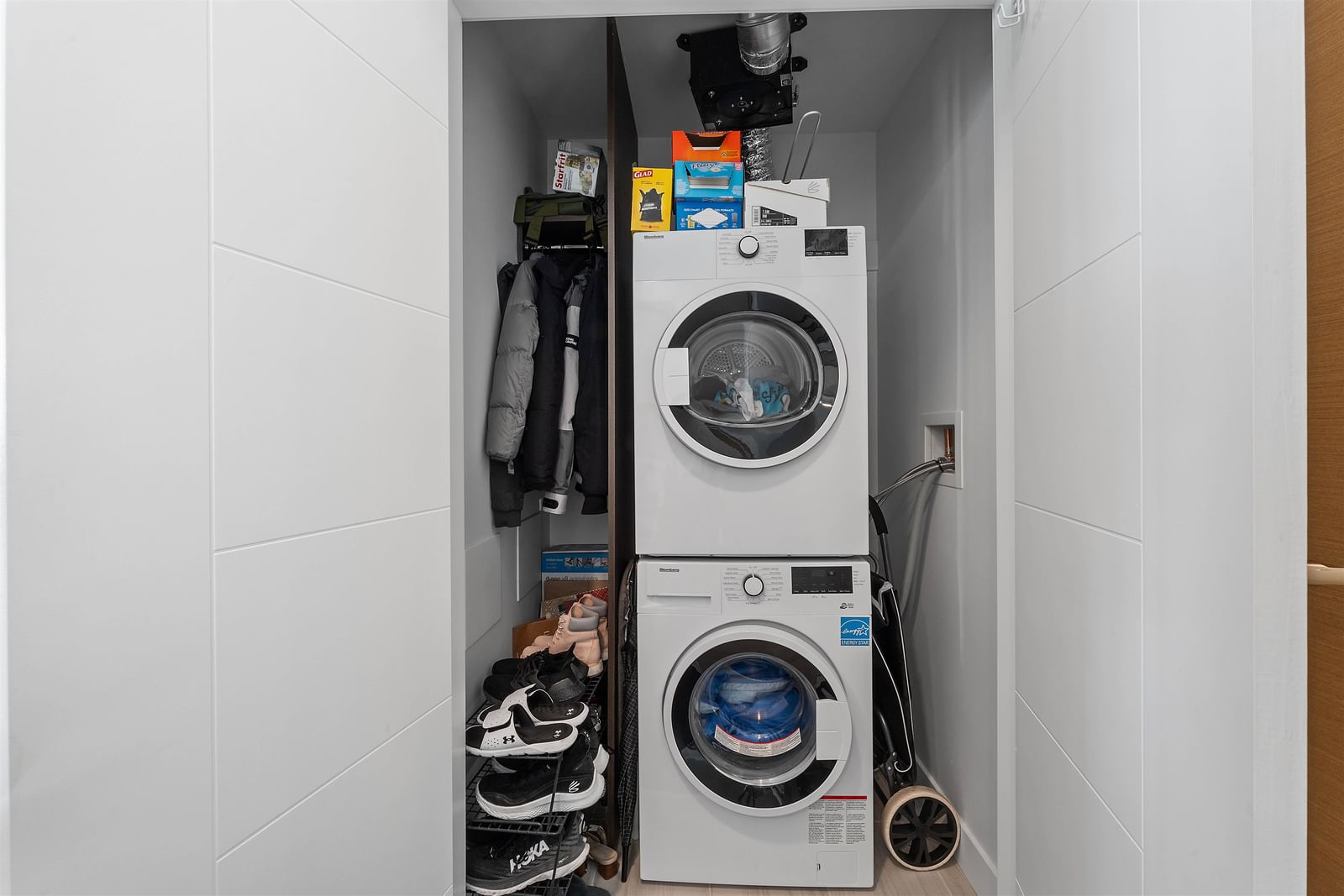 Listing Image 16