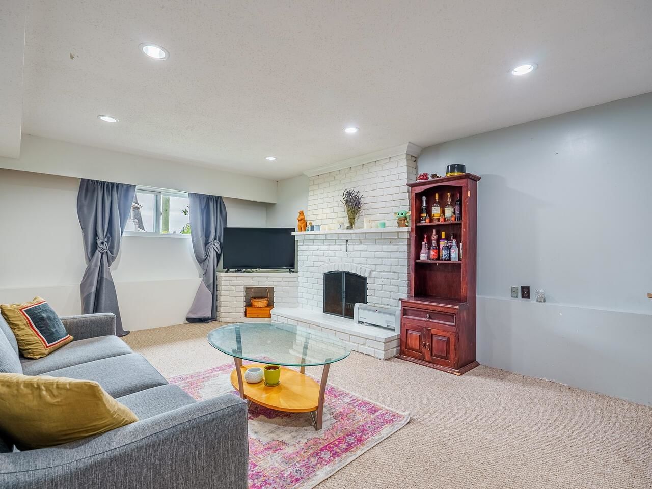 Listing Image 19