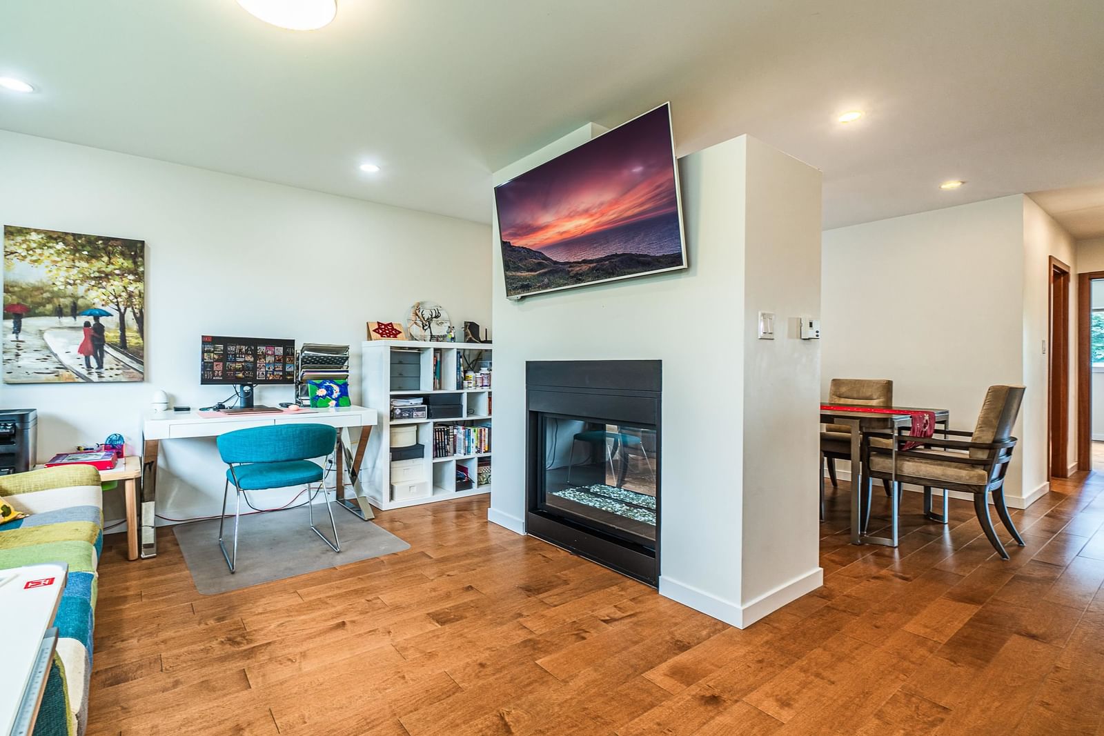 Listing Image 16