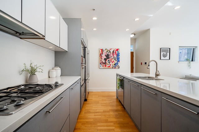 1415 Walnut Street