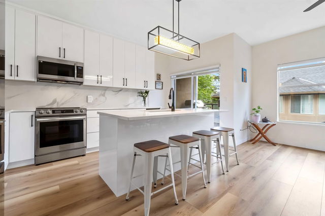 29 - 2951 Panorama Drive
