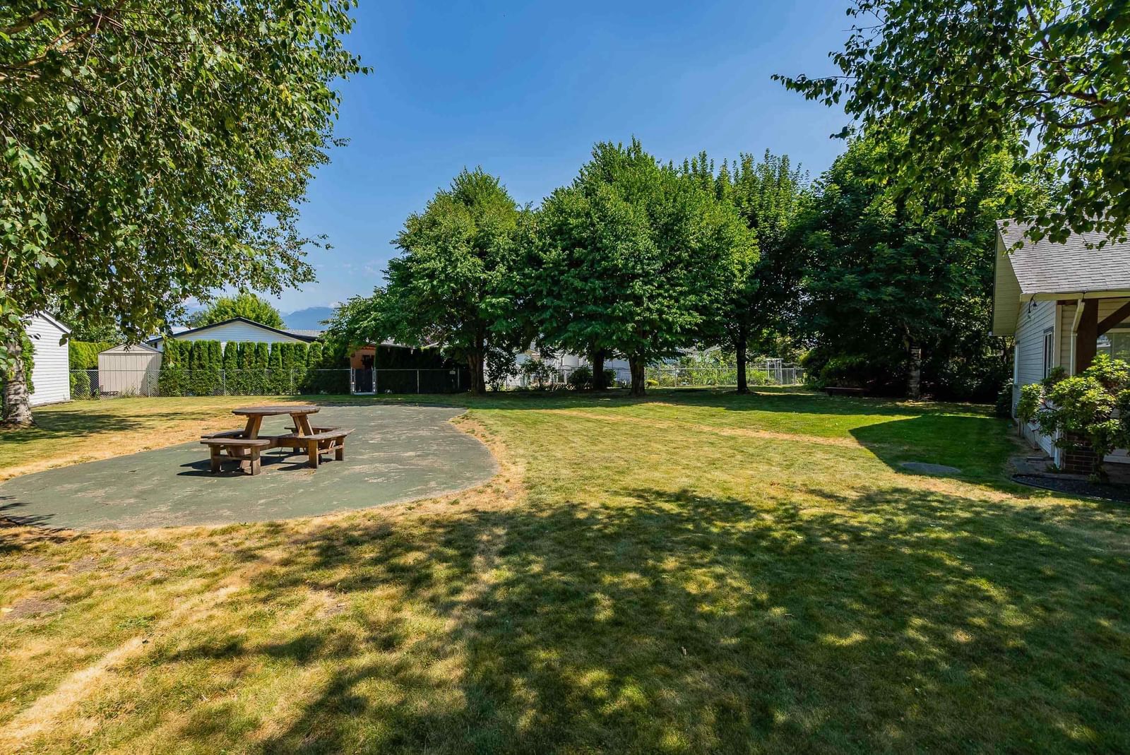 Listing Image 34