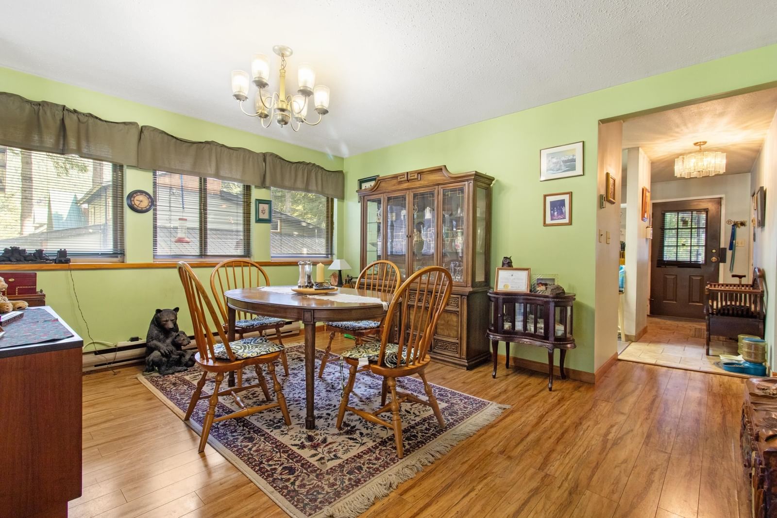 Listing Image 20