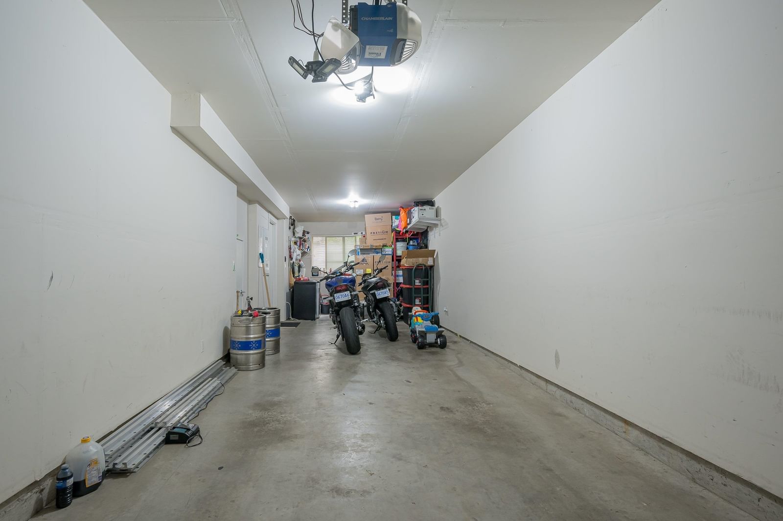 Listing Image 27