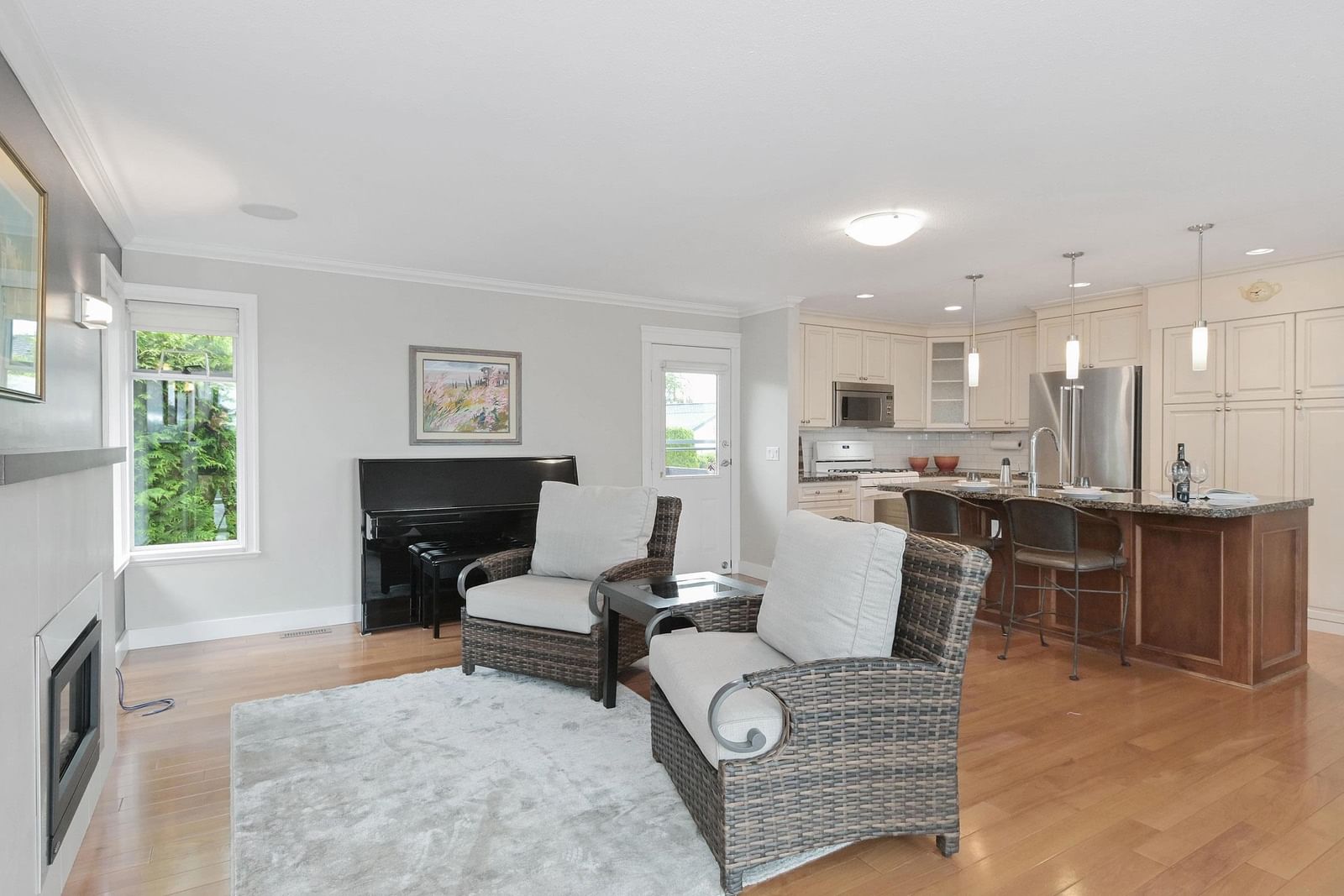 Listing Image 13
