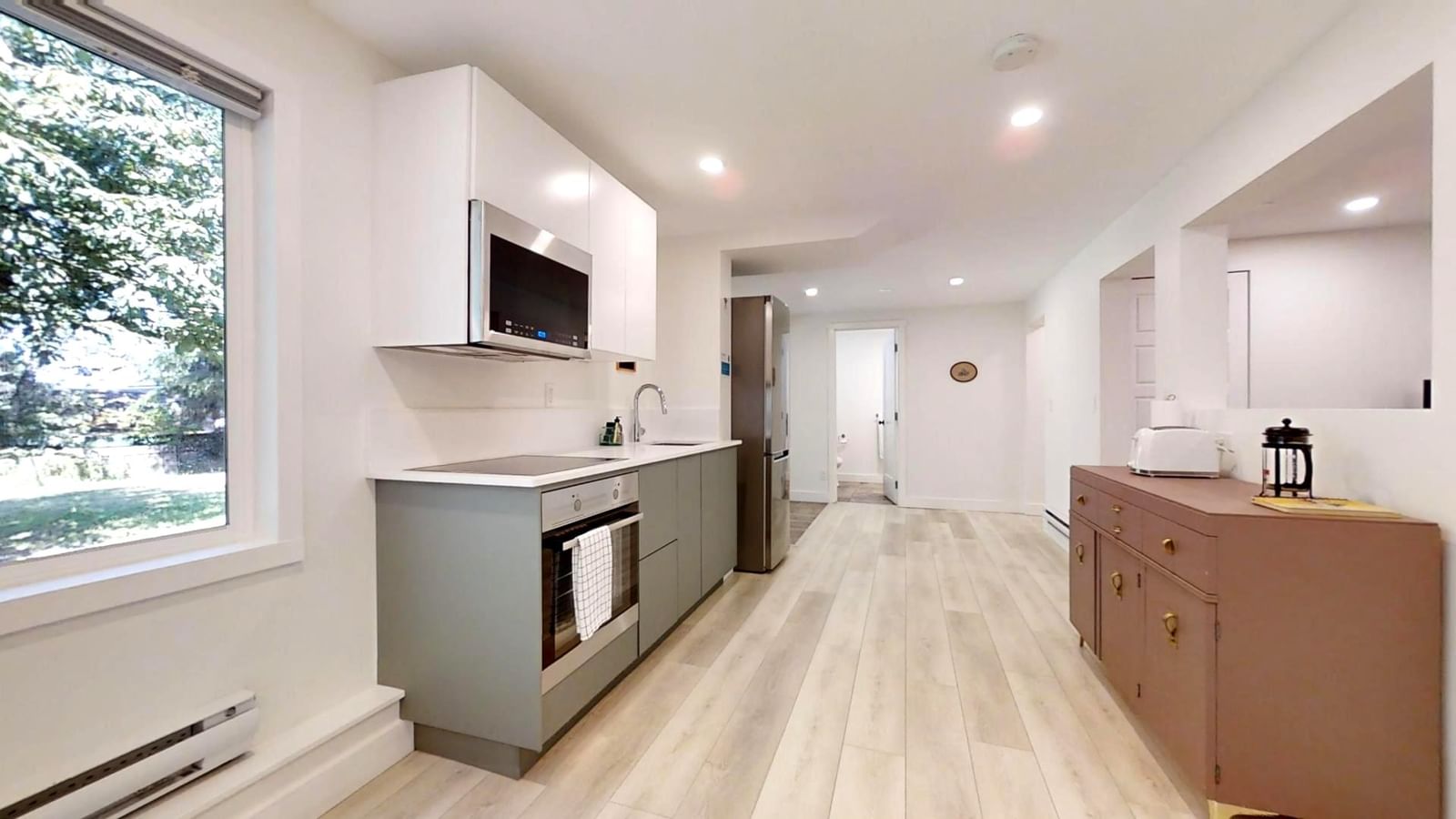 Listing Image 22