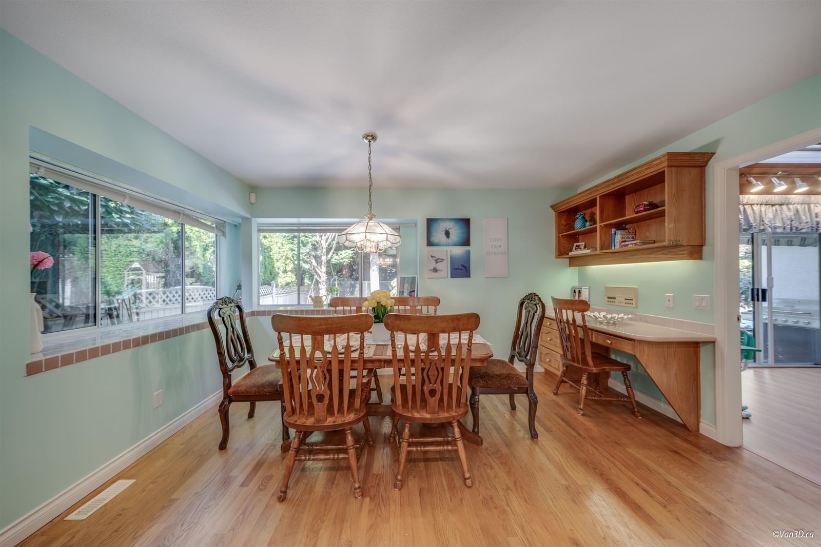 Listing Image 12
