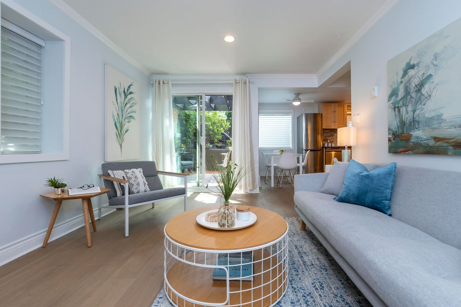 Listing Image 10
