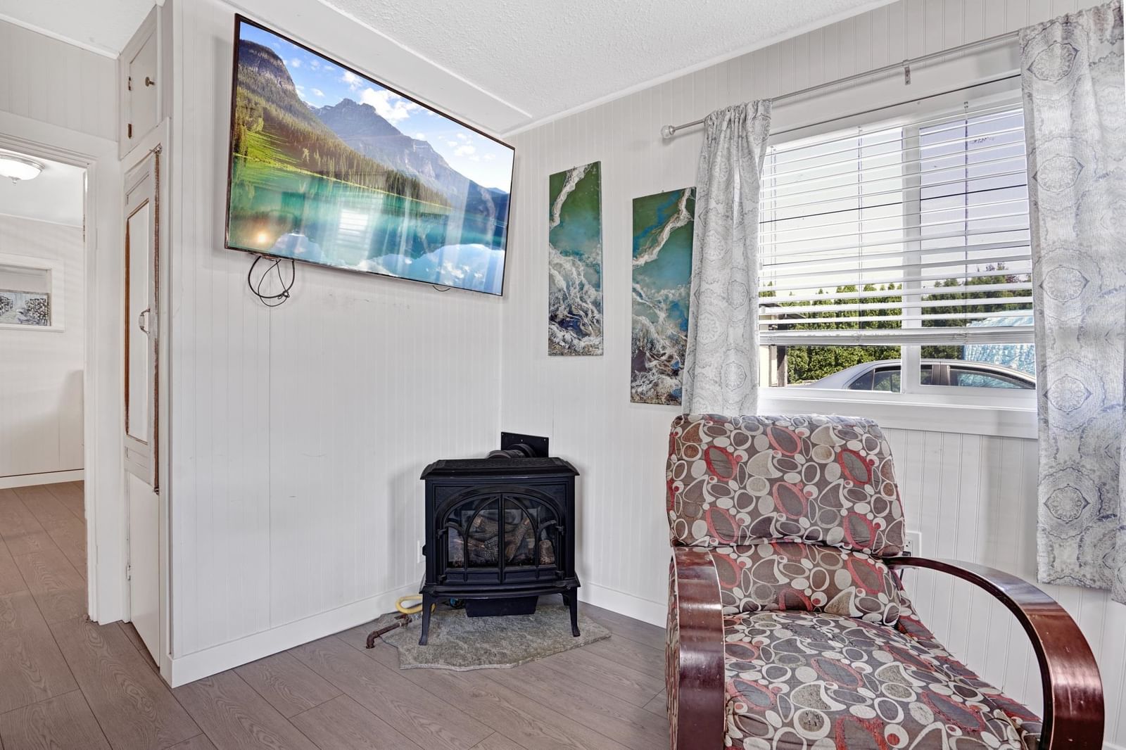 Listing Image 14