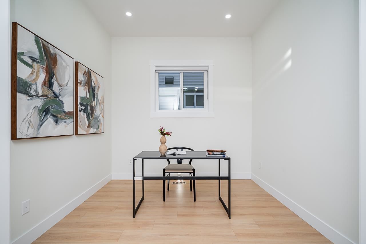Listing Image 18