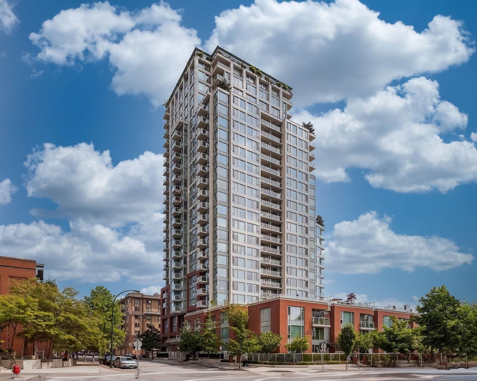 Listing Image 1