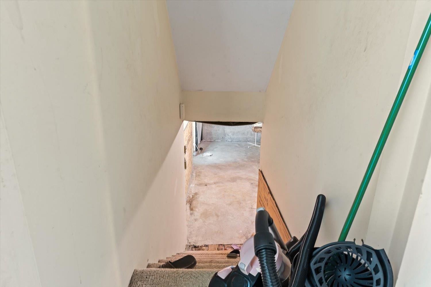 Listing Image 29
