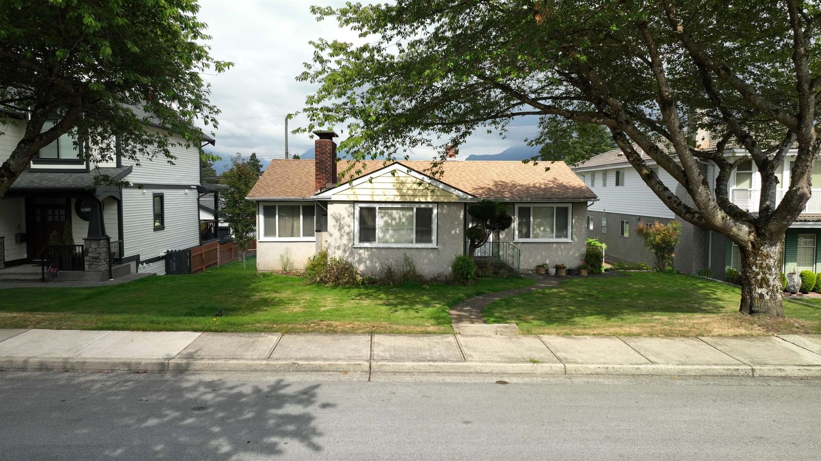 Listing Image 25