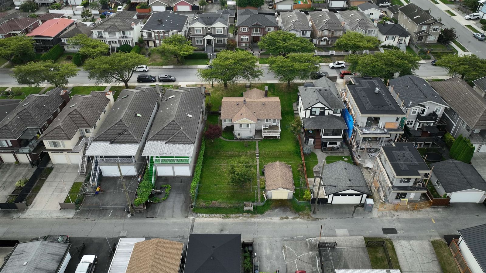 Listing Image 6