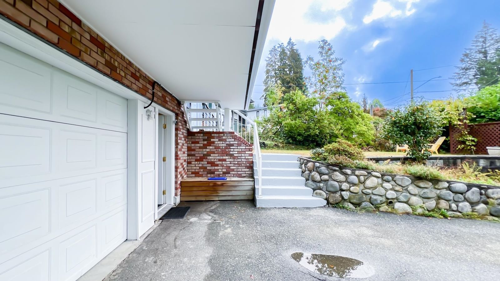 Listing Image 27