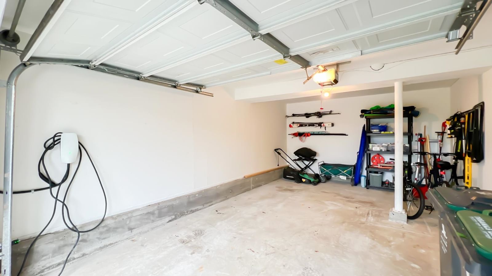 Listing Image 28