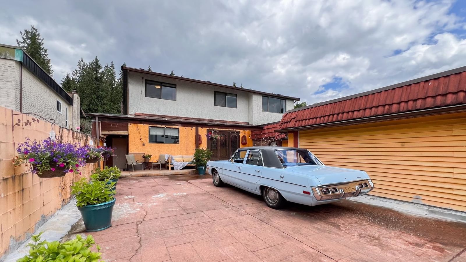 Listing Image 10