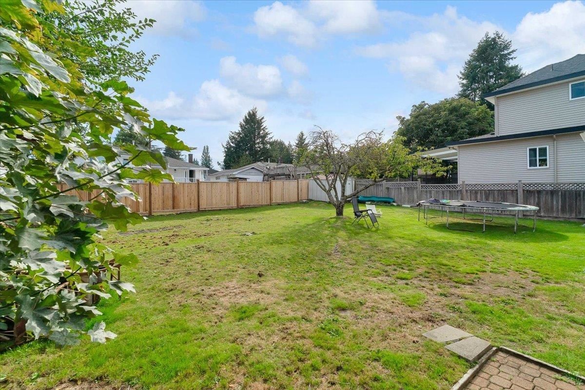 Listing Image 23