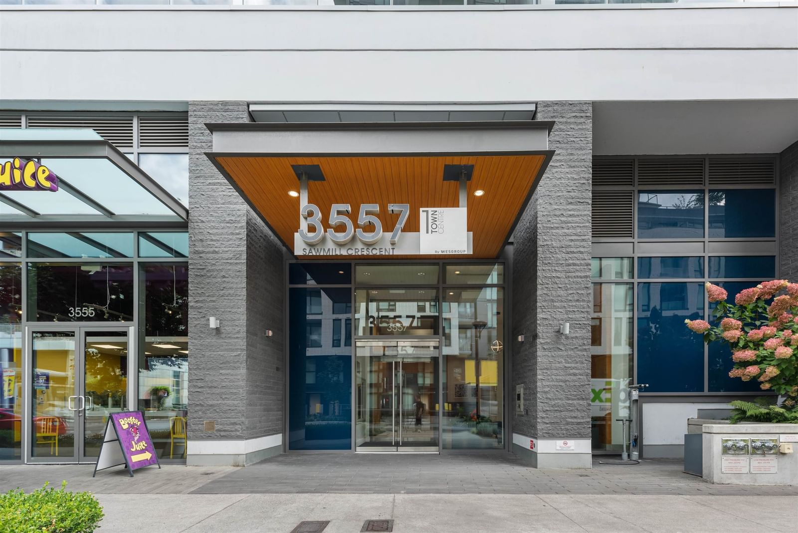 Listing Image 14