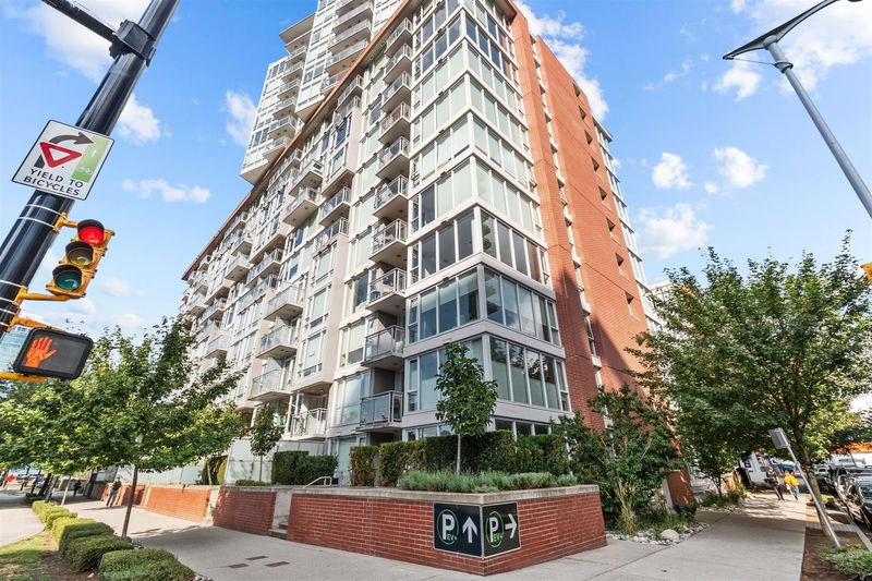 1618 Quebec Street #1002, Vancouver, British Columbia (MLS R2926328)